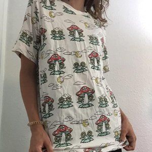 Oversized Mushroom/Moon/Sunflower Graphic T-shirt